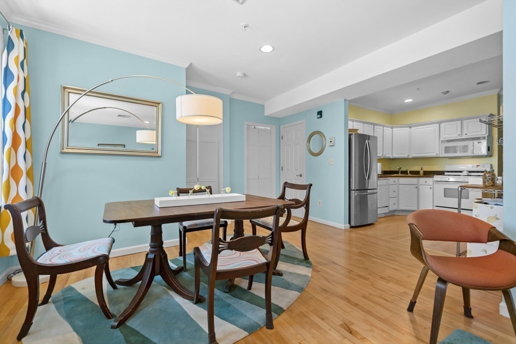 464 Hanover Street # 2