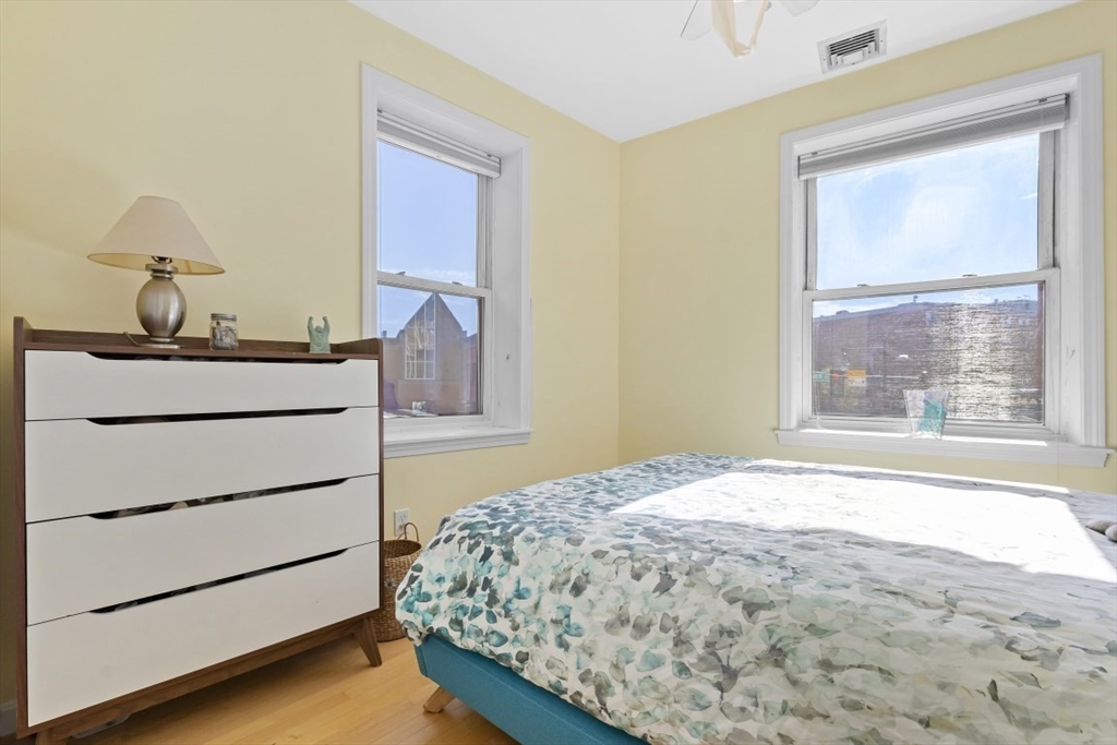 464 Hanover Street # 2