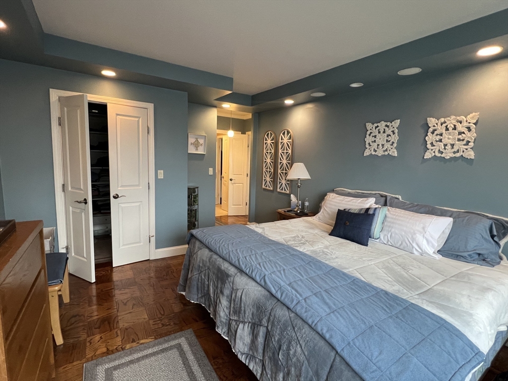 65 E India Row # 18H