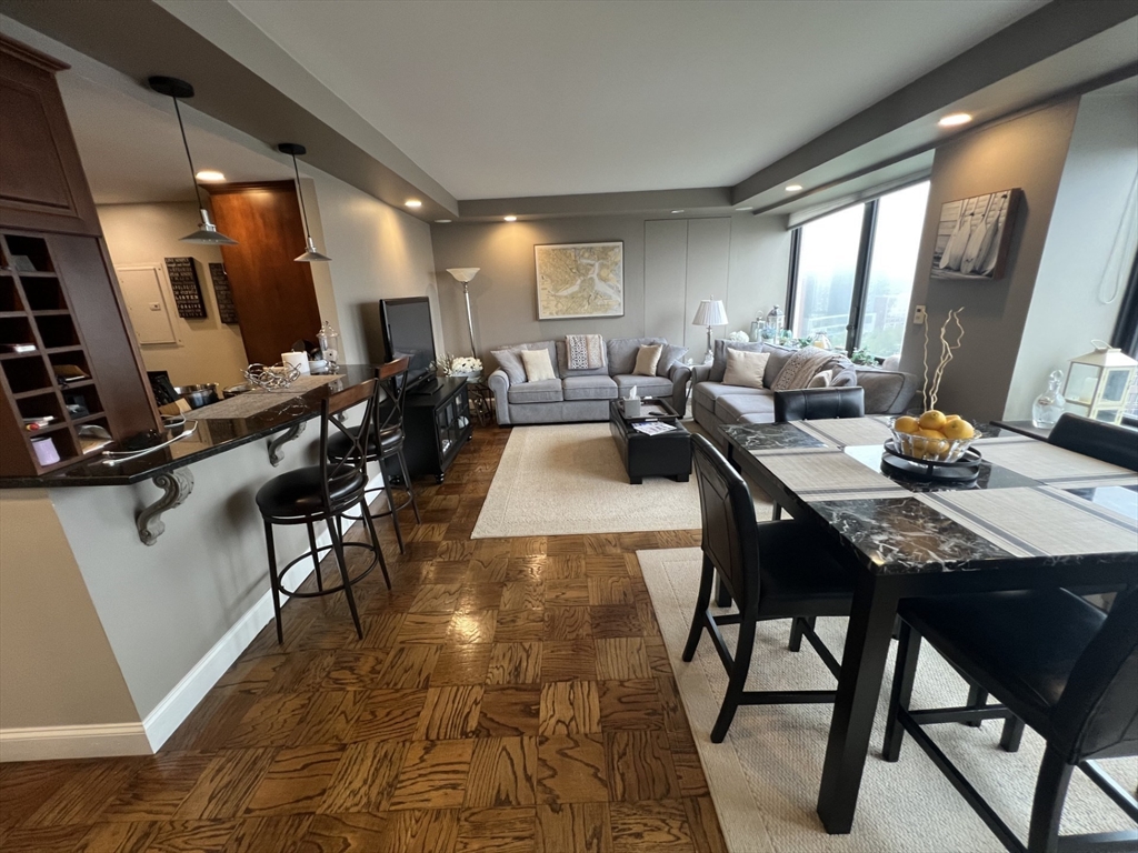 65 E India Row # 18H