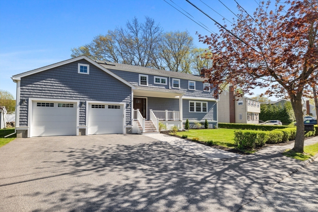 8 Whispering Hill Rd