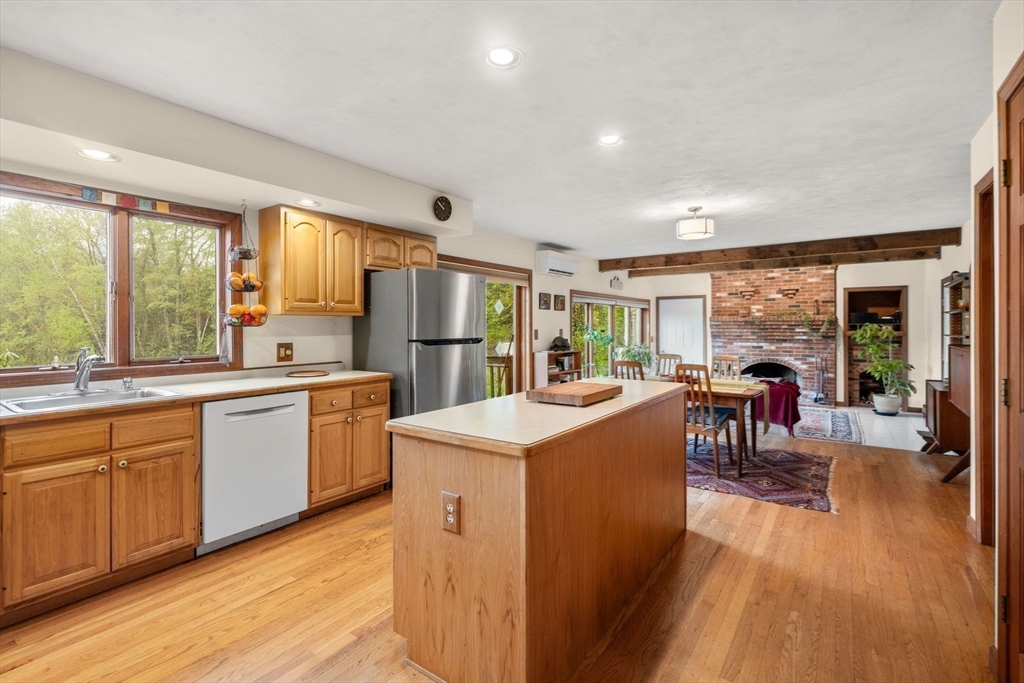 55 Hale Rd