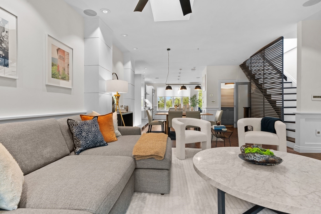 28 Greenwich Park # 3