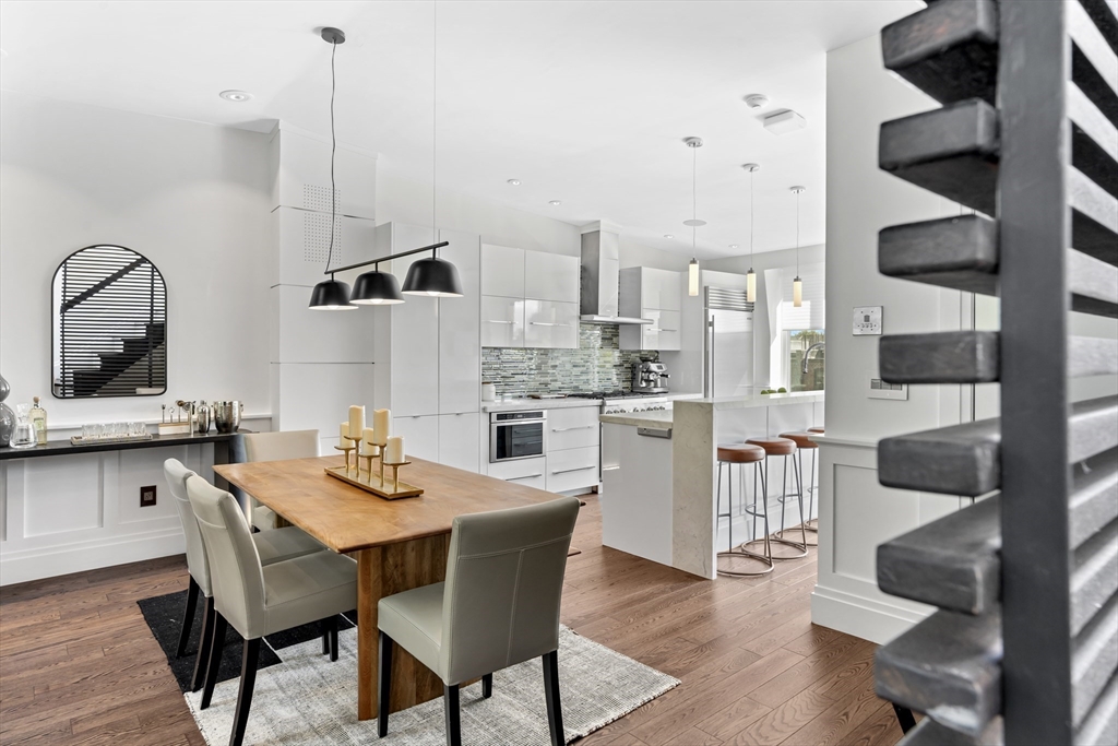 28 Greenwich Park # 3