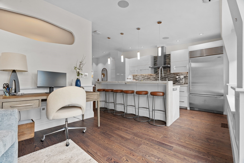 28 Greenwich Park # 3