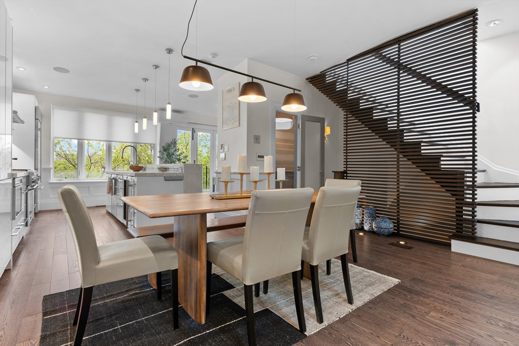 28 Greenwich Park # 3