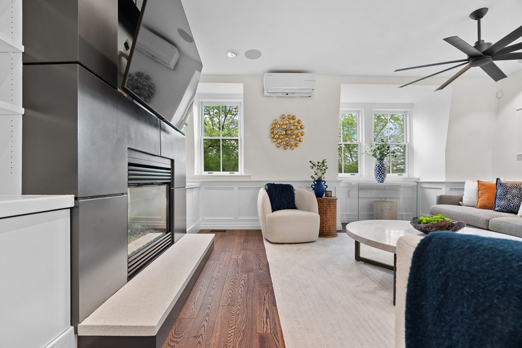 28 Greenwich Park # 3