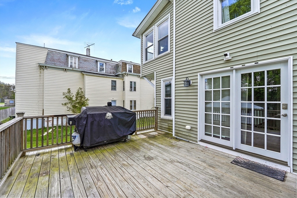 105 Oak Street