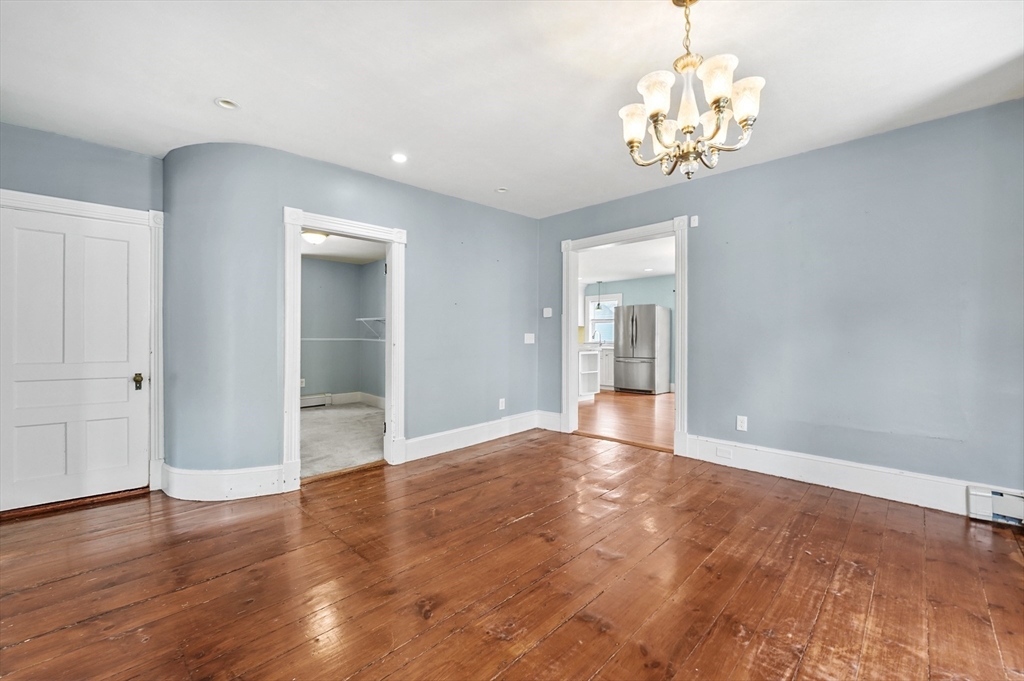 105 Oak Street