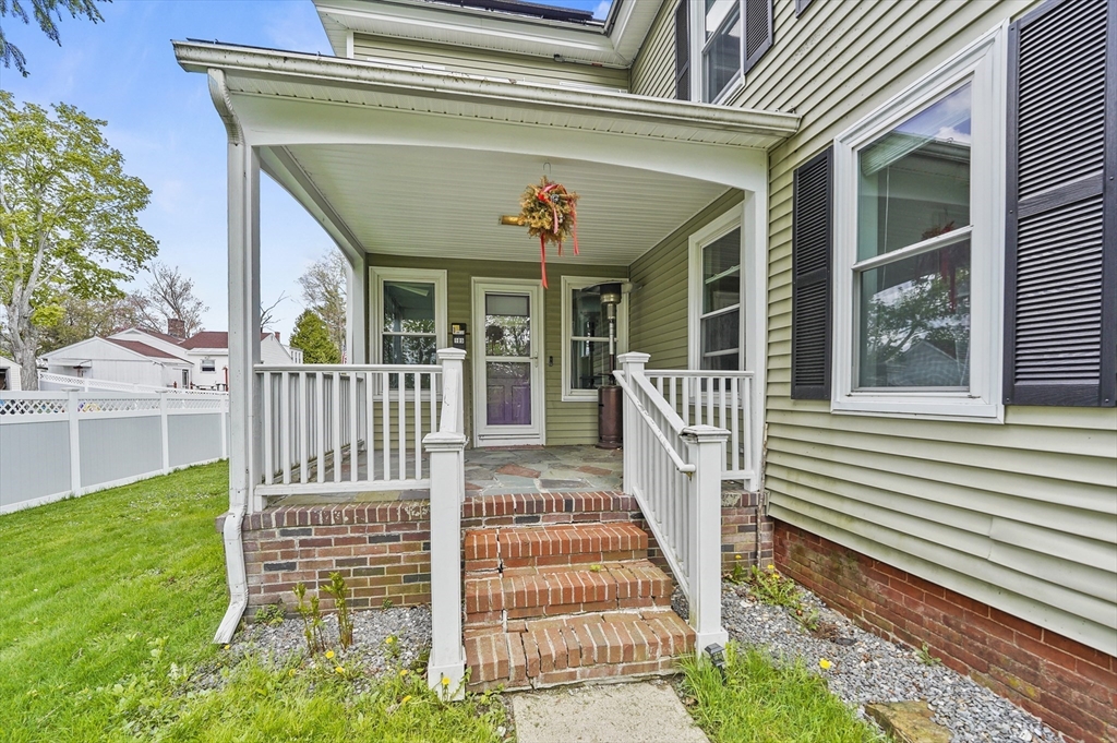 105 Oak Street