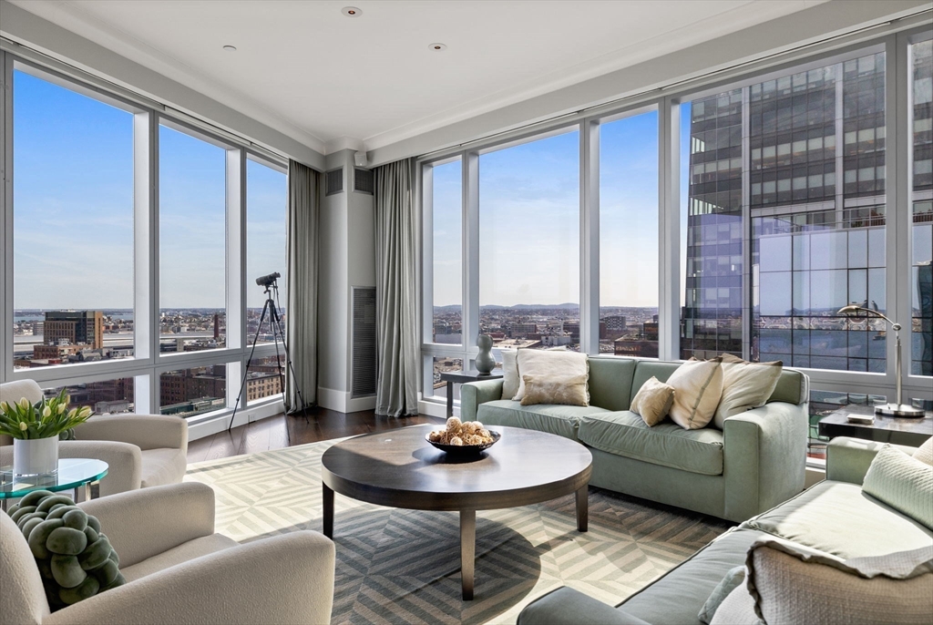 500 Atlantic Ave # 21H