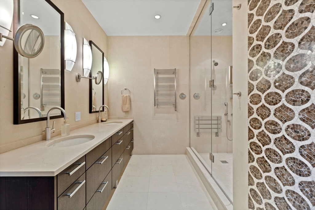500 Atlantic Ave # 21H