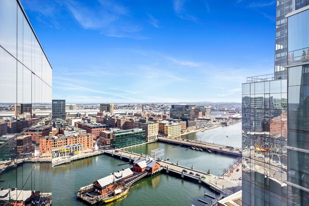 500 Atlantic Ave # 21H