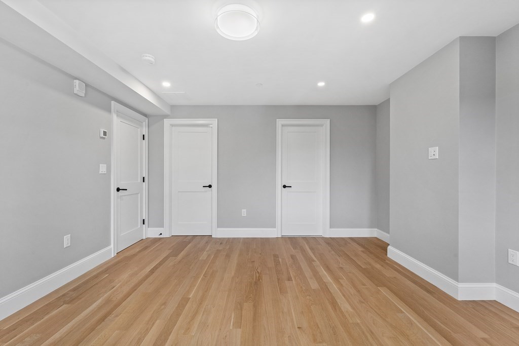 903 Beacon St # 3