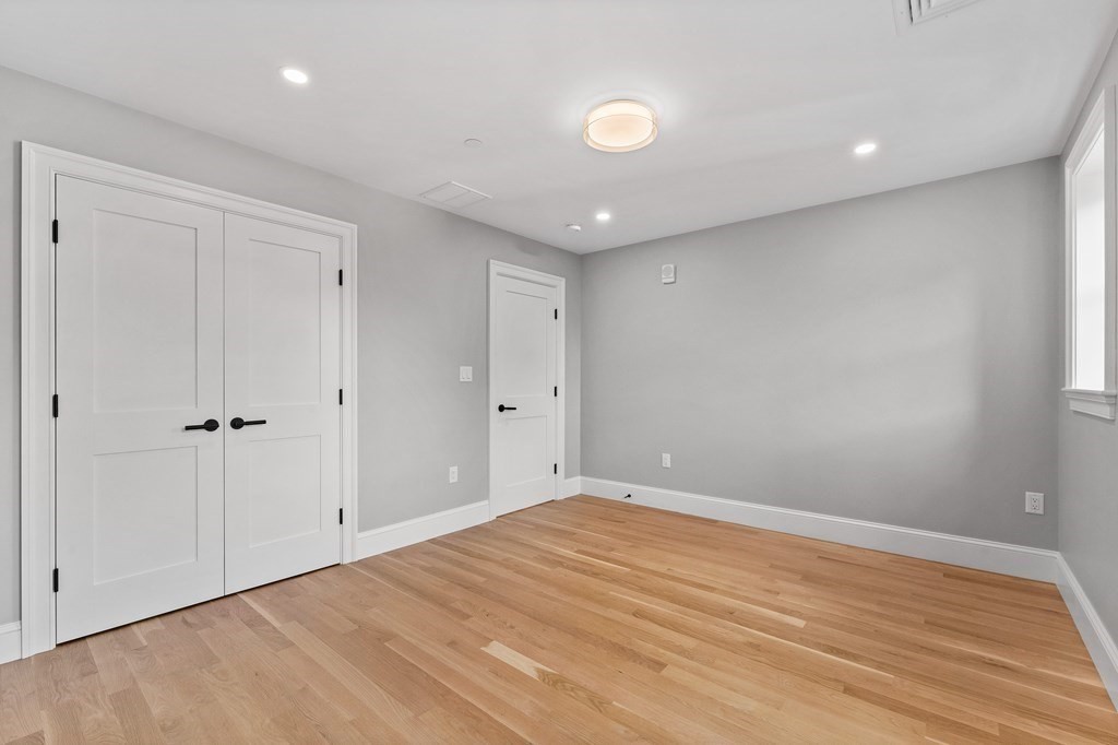 903 Beacon St # 3