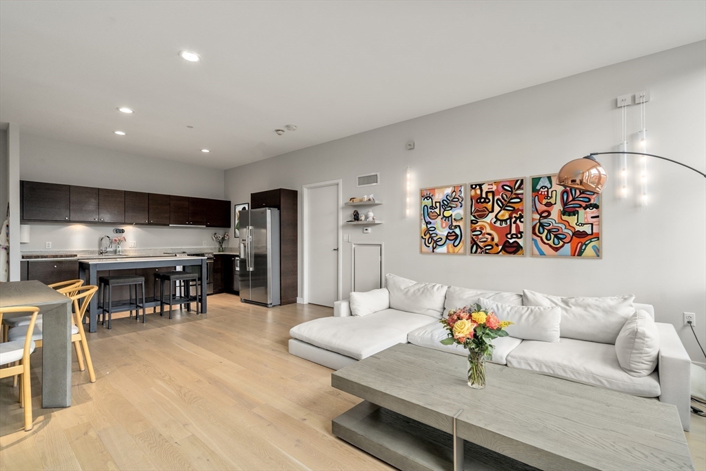 285 Columbus Ave # 407