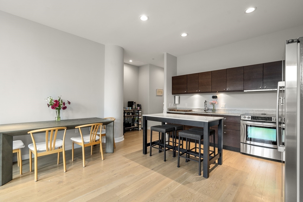 285 Columbus Ave # 407