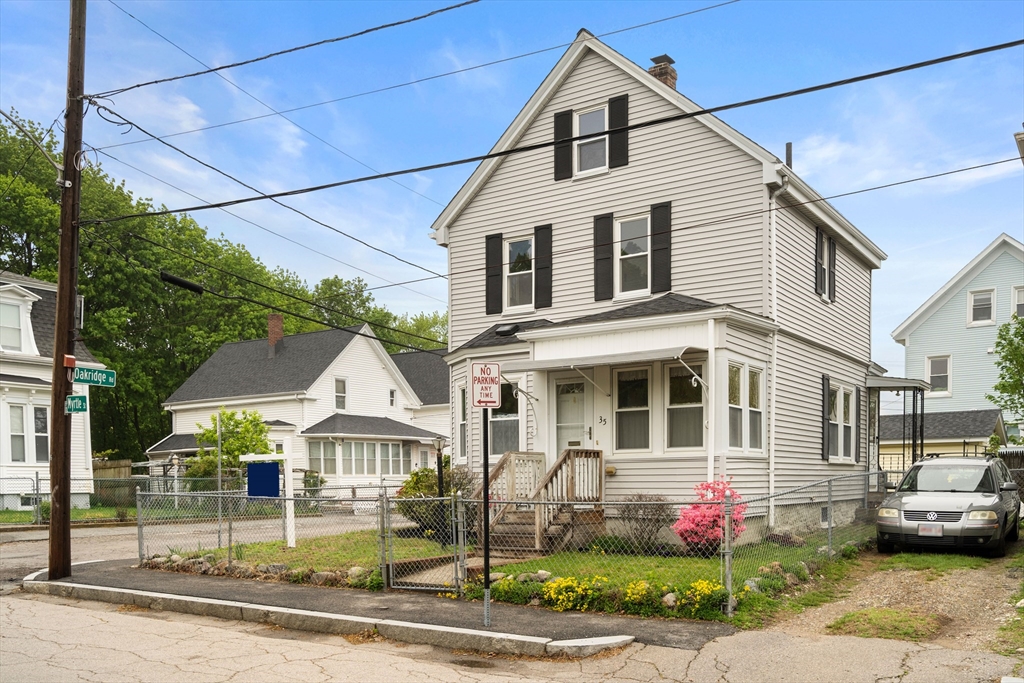 35 Myrtle St