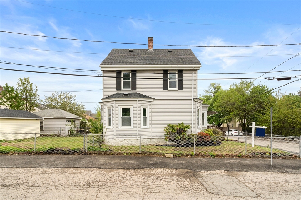 35 Myrtle St