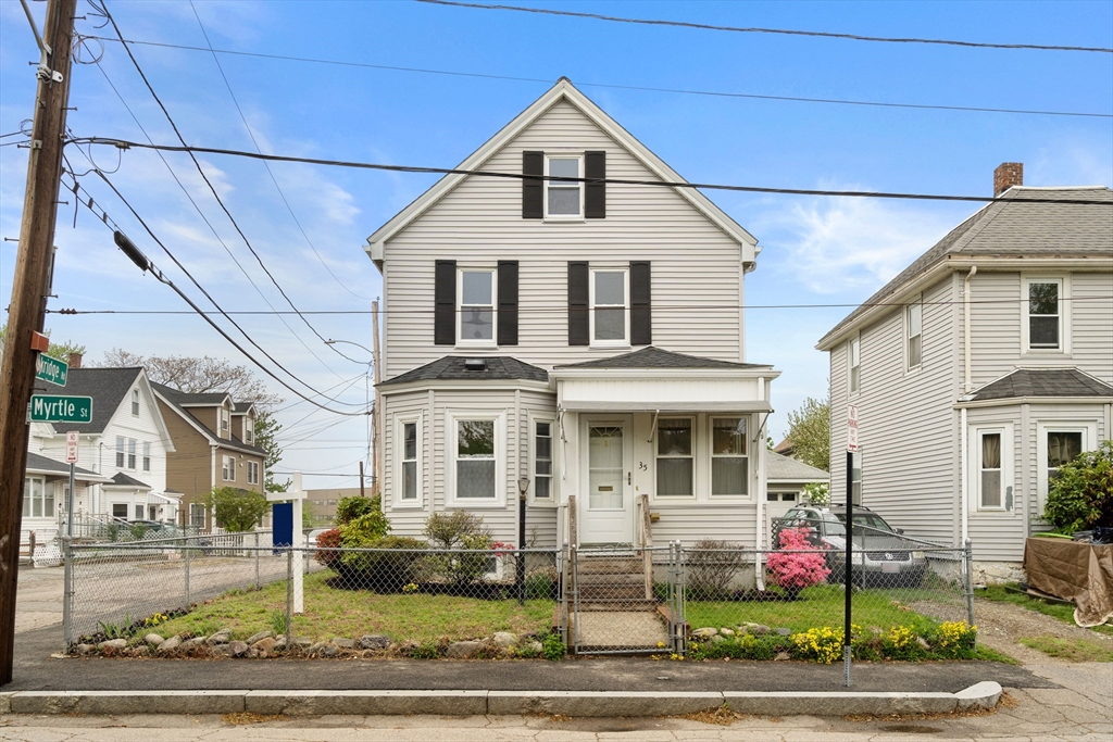 35 Myrtle St