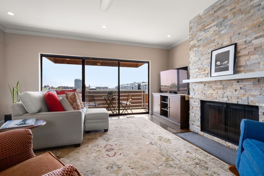30 Shipway Pl # 30