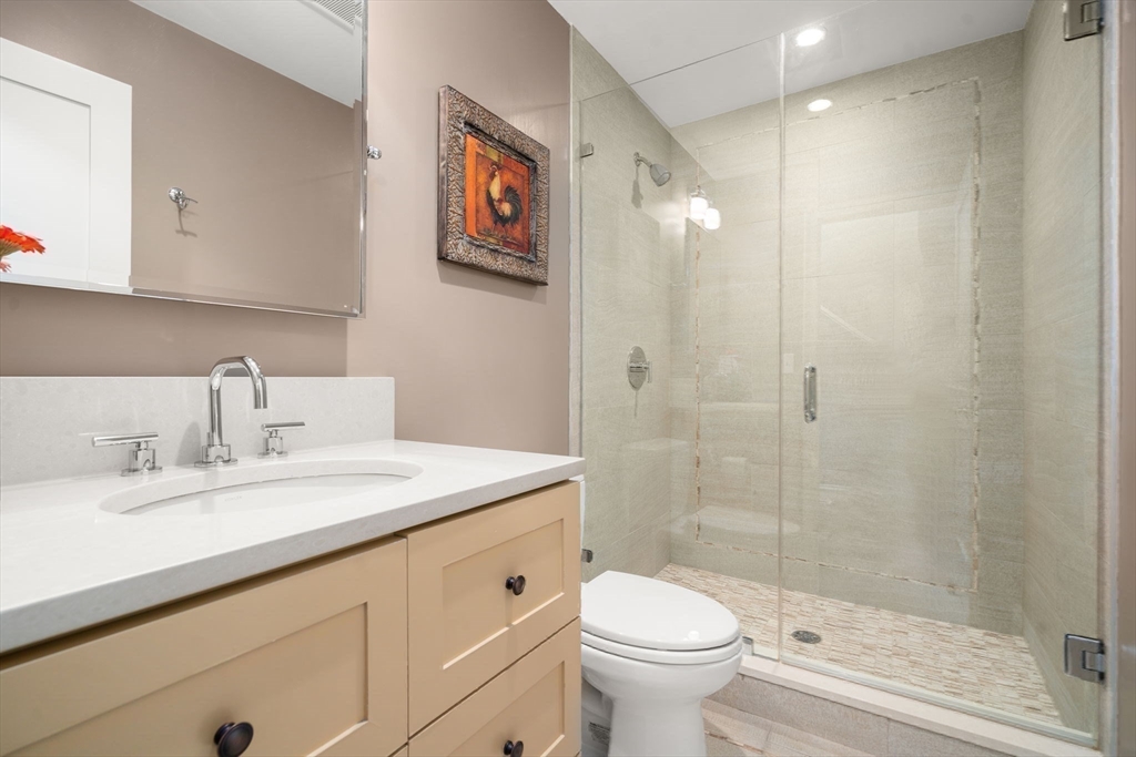 30 Shipway Pl # 30