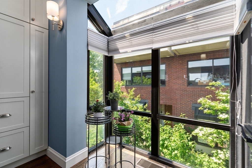 30 Shipway Pl # 30