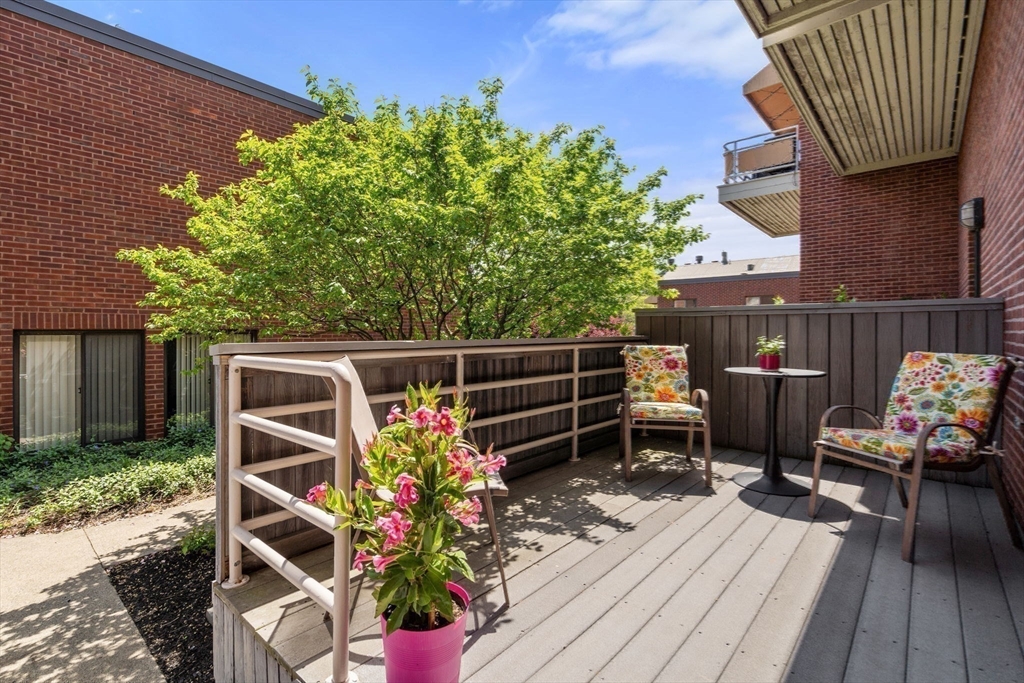 30 Shipway Pl # 30