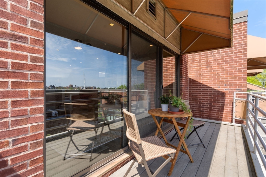 30 Shipway Pl # 30
