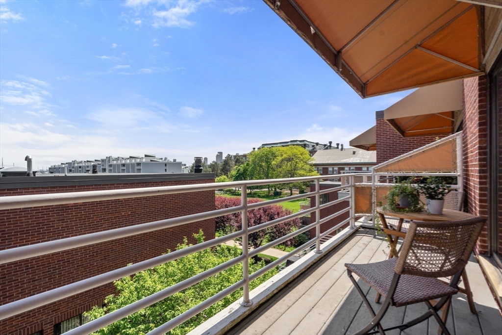 30 Shipway Pl # 30