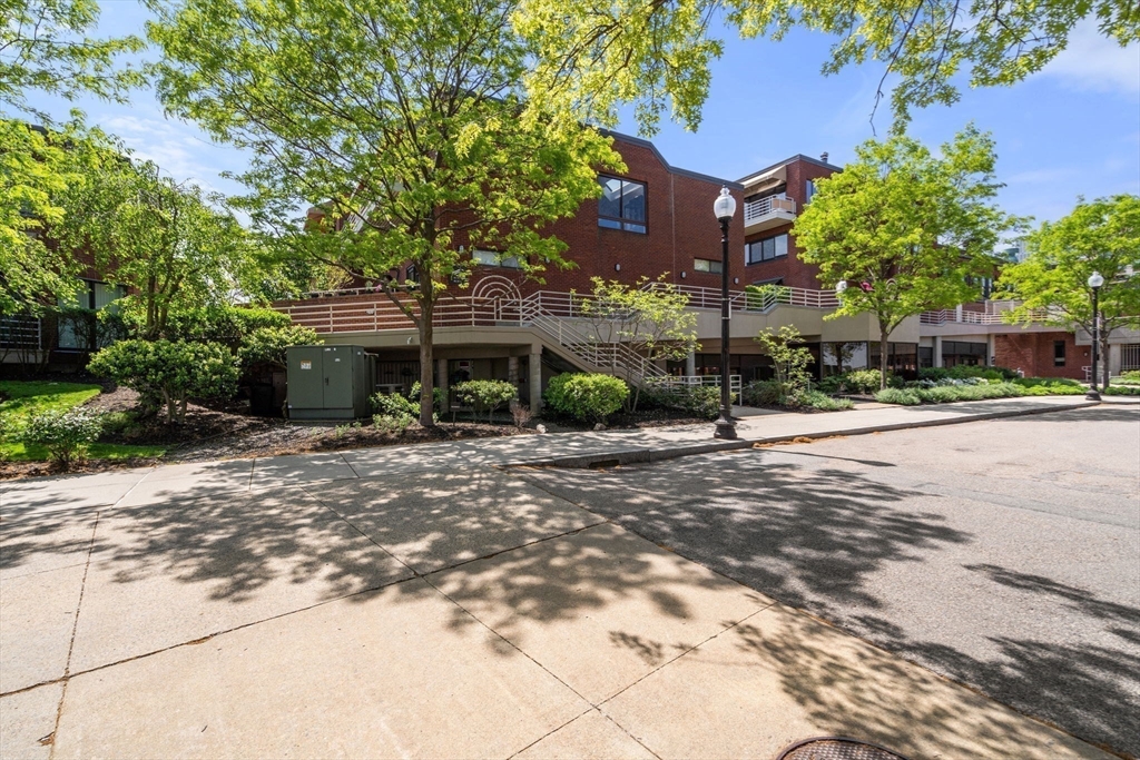 30 Shipway Pl # 30