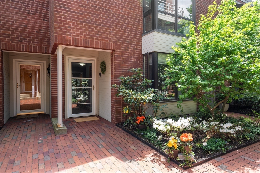 30 Shipway Pl # 30