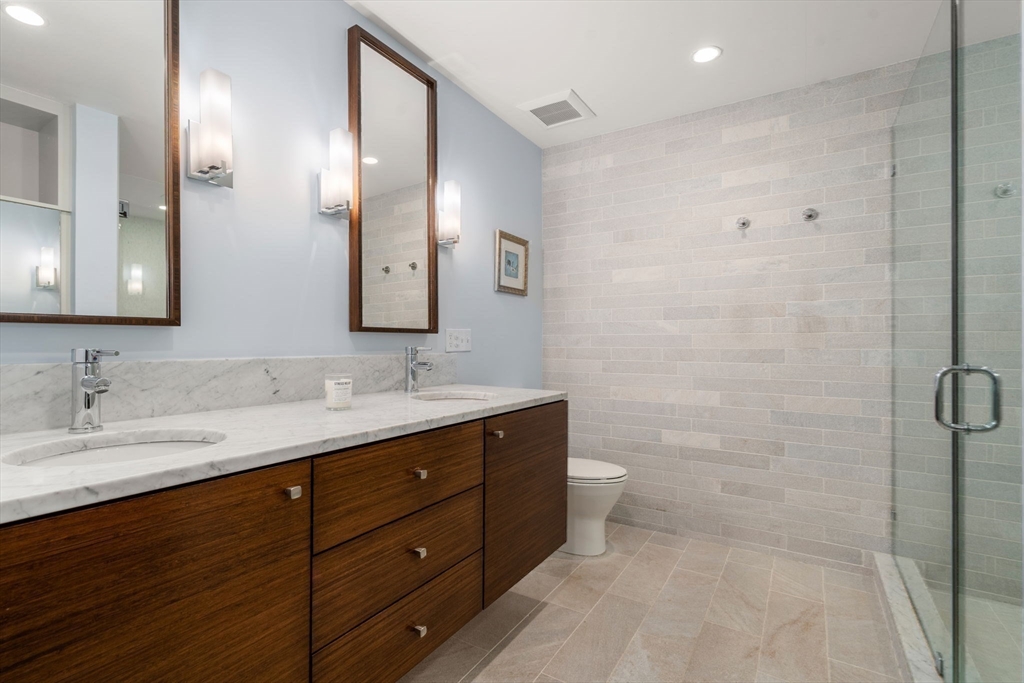 30 Shipway Pl # 30