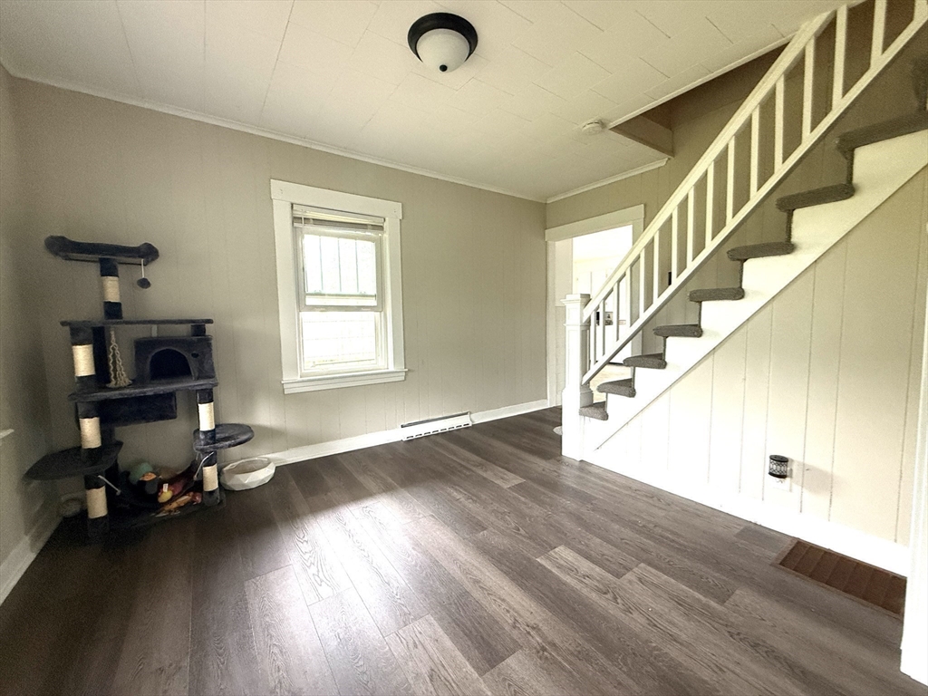 682 Wheelwright Rd