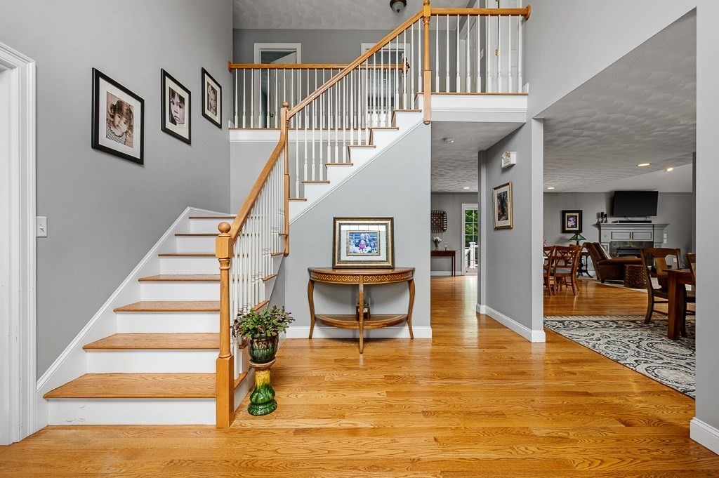 26 Mountain Laurel Rd