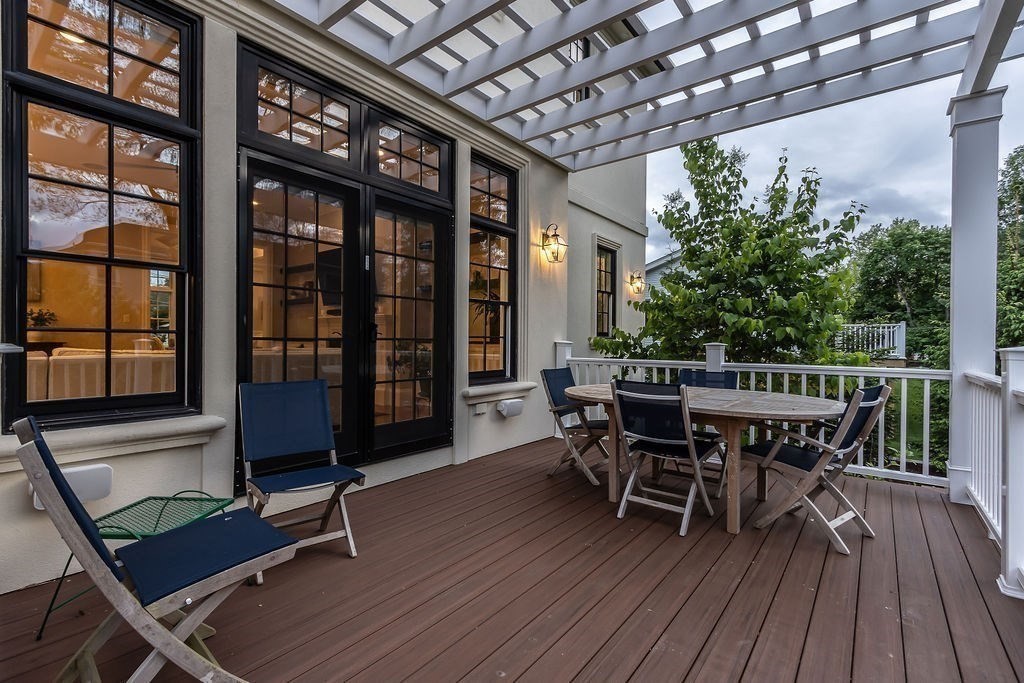 16 Grace Rd