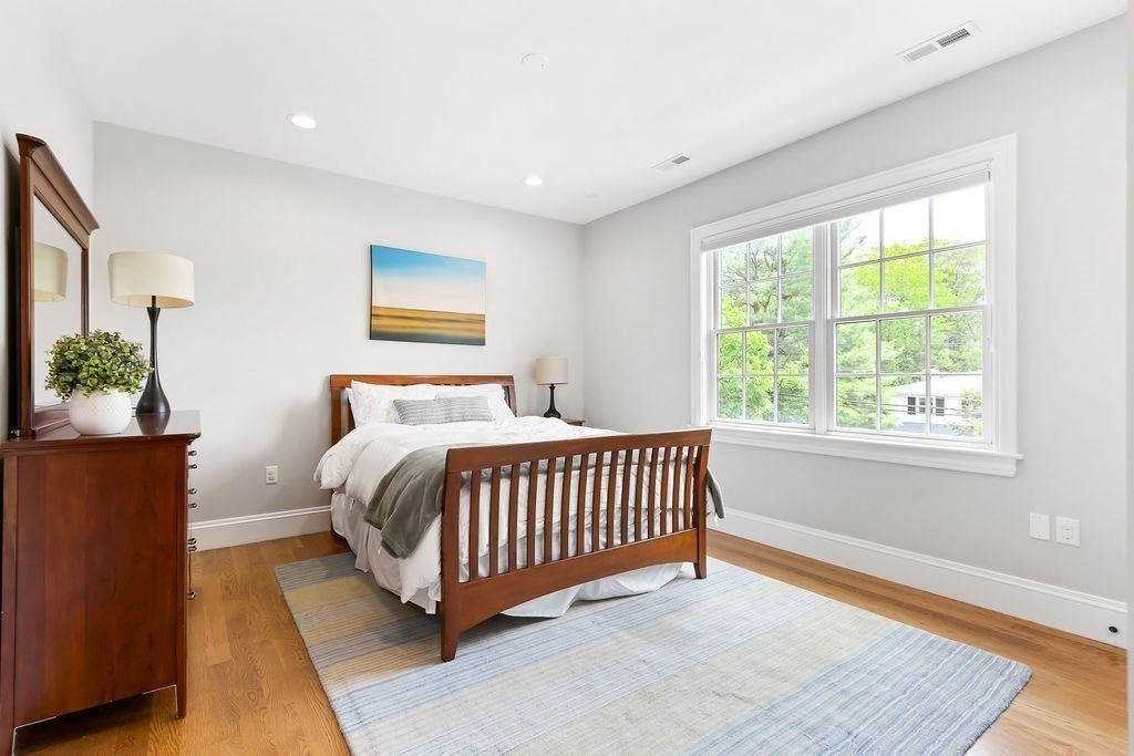 16 Grace Rd