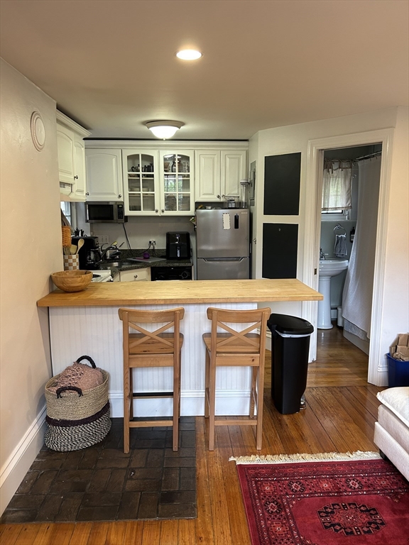 36 Temple Street # 2