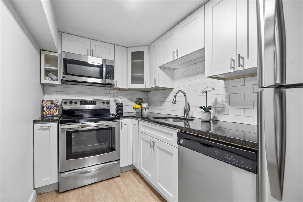 673 Tremont # 7