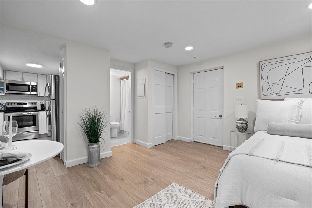 673 Tremont # 7