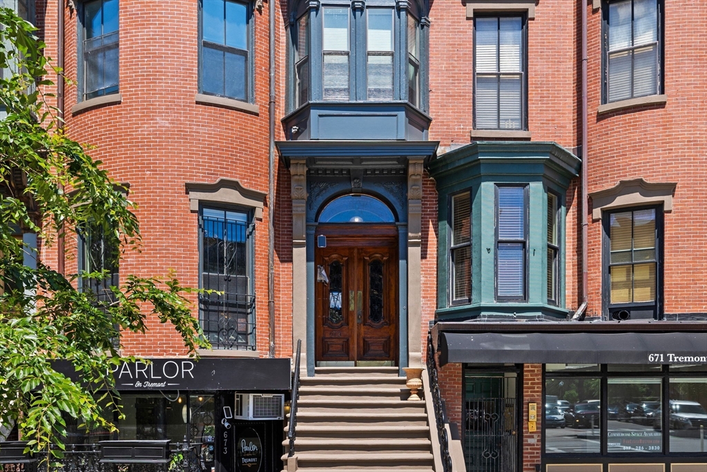 673 Tremont # 7