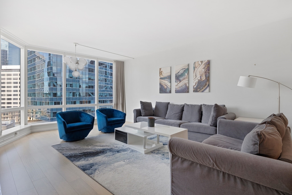 1 Franklin St # 1807