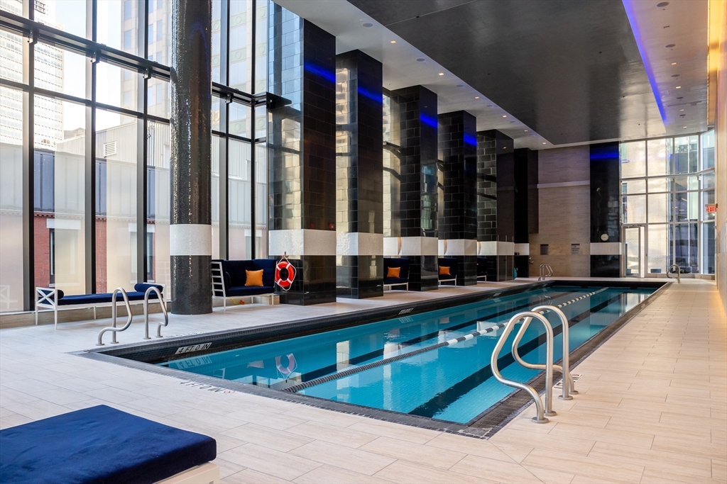 1 Franklin St # 1807