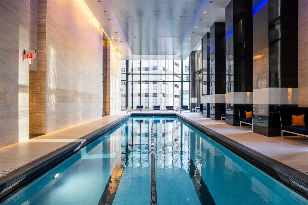 1 Franklin St # 1807