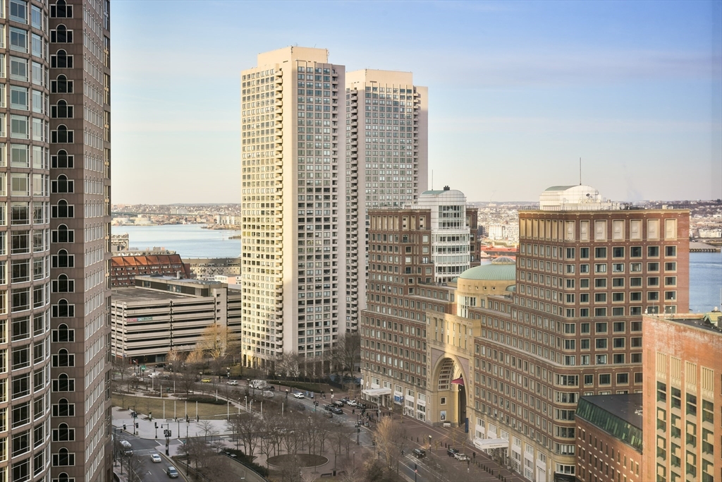 500 Atlantic Ave # 19F