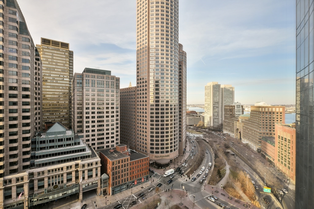 500 Atlantic Ave # 19F