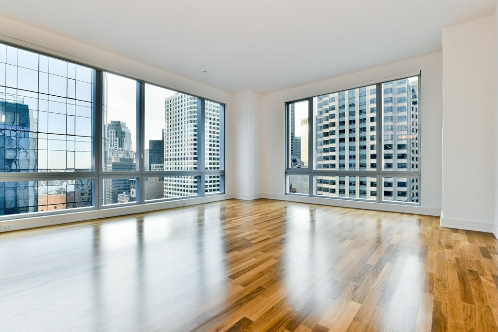 500 Atlantic Ave # 19F