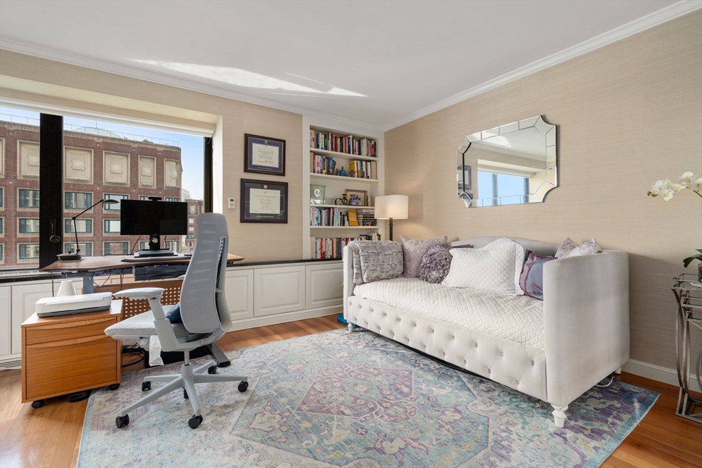 65 East India Row # 18G