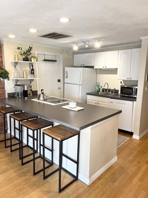 113 Fulton St # 5
