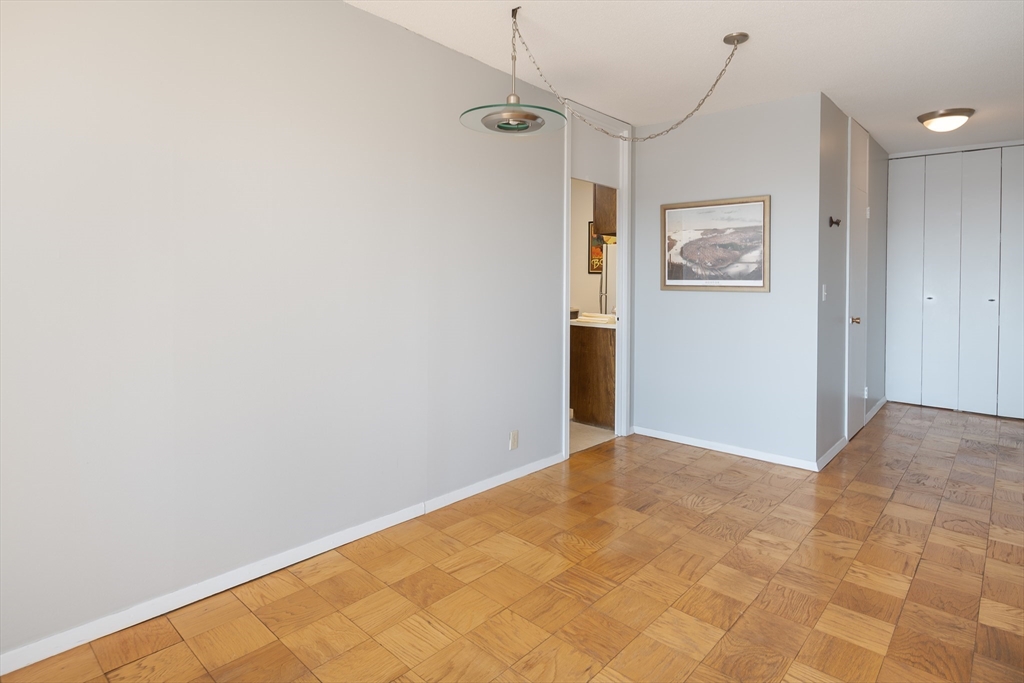 85 East India Row # 22D